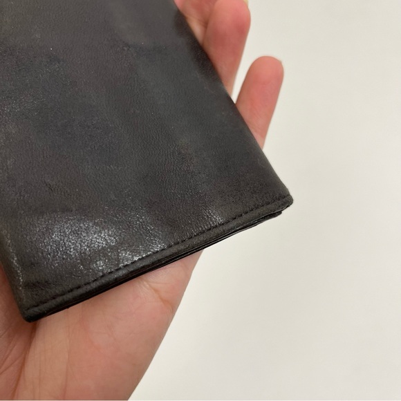 AUTHENTIC VINTAGE CHANEL LAMBSKIN WALLET - Picture 6 of 10